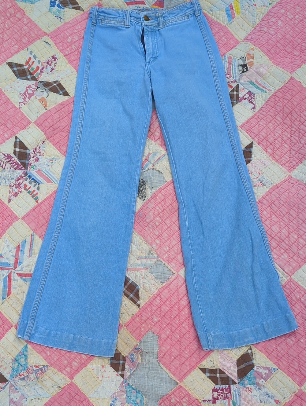 Vintage French Star 70's Bell Bottoms Light Wash High Rise Flare Jeans 24 Waist